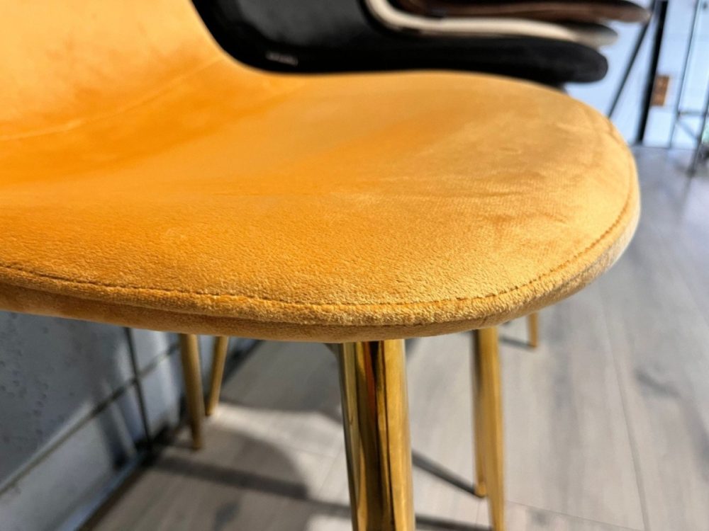 Krzesło tapicerowane GIULIA HONEY VELVET GOLD - obrazek 6